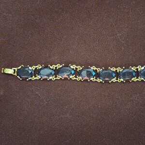 Vintage Gold Tone Link Bracelet Faceted Purple Crystals 7” Fold-Over Clasp